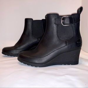 UGG Arleta Waterproof Leather Ankle Wedge Boot NWT
